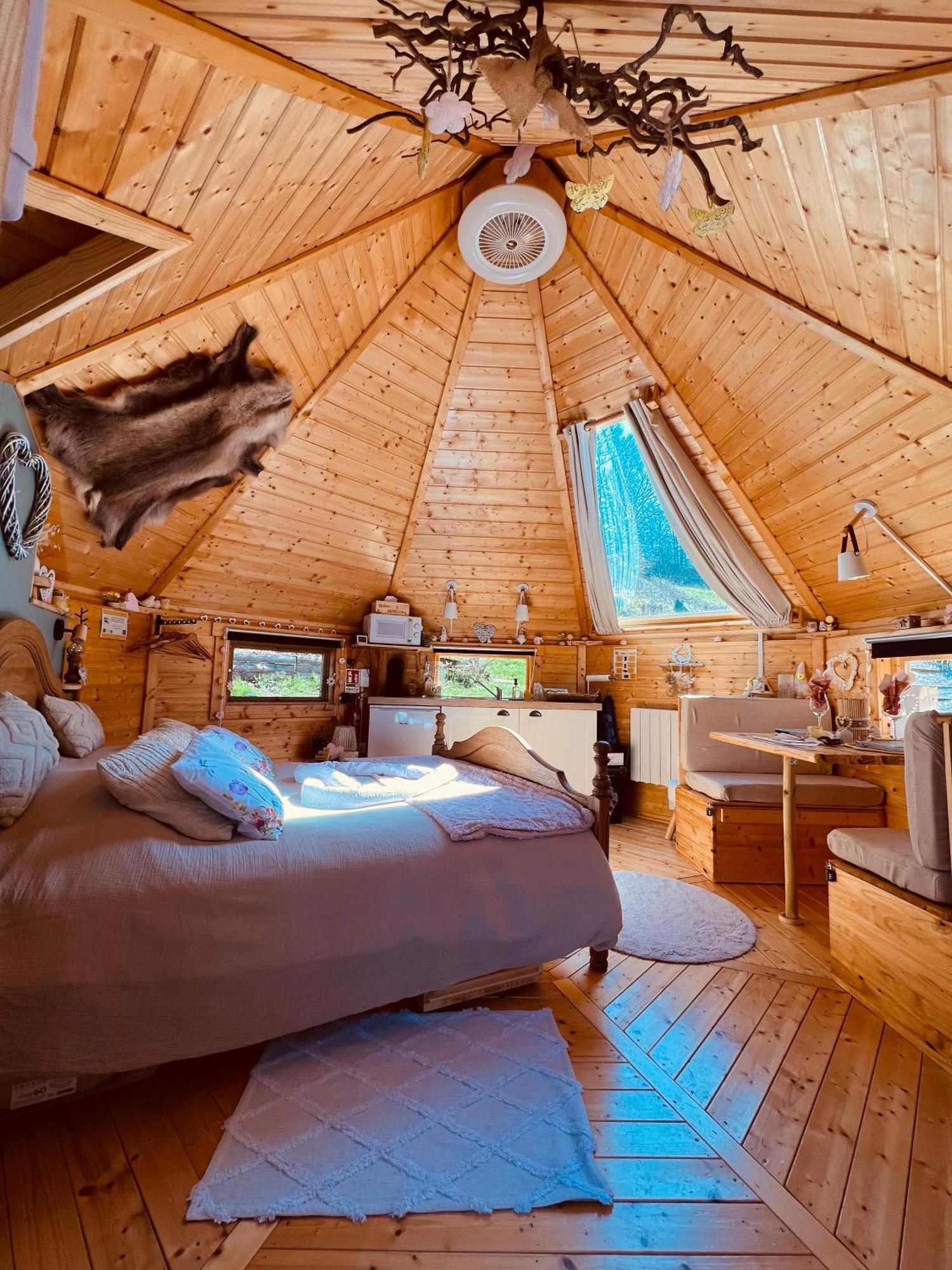Cabane, Kota Desire Saint-Die-des-Vosges Exteriör bild