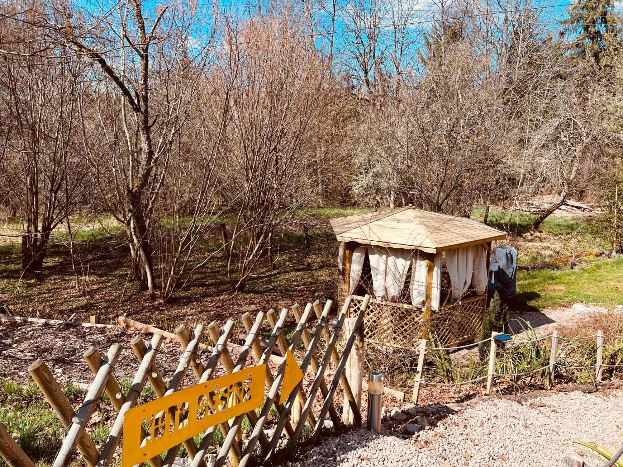 Cabane, Kota Desire Saint-Die-des-Vosges Exteriör bild